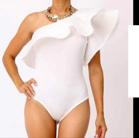 Ritzy Ruffle Bodysuit - Picture 1 of 8